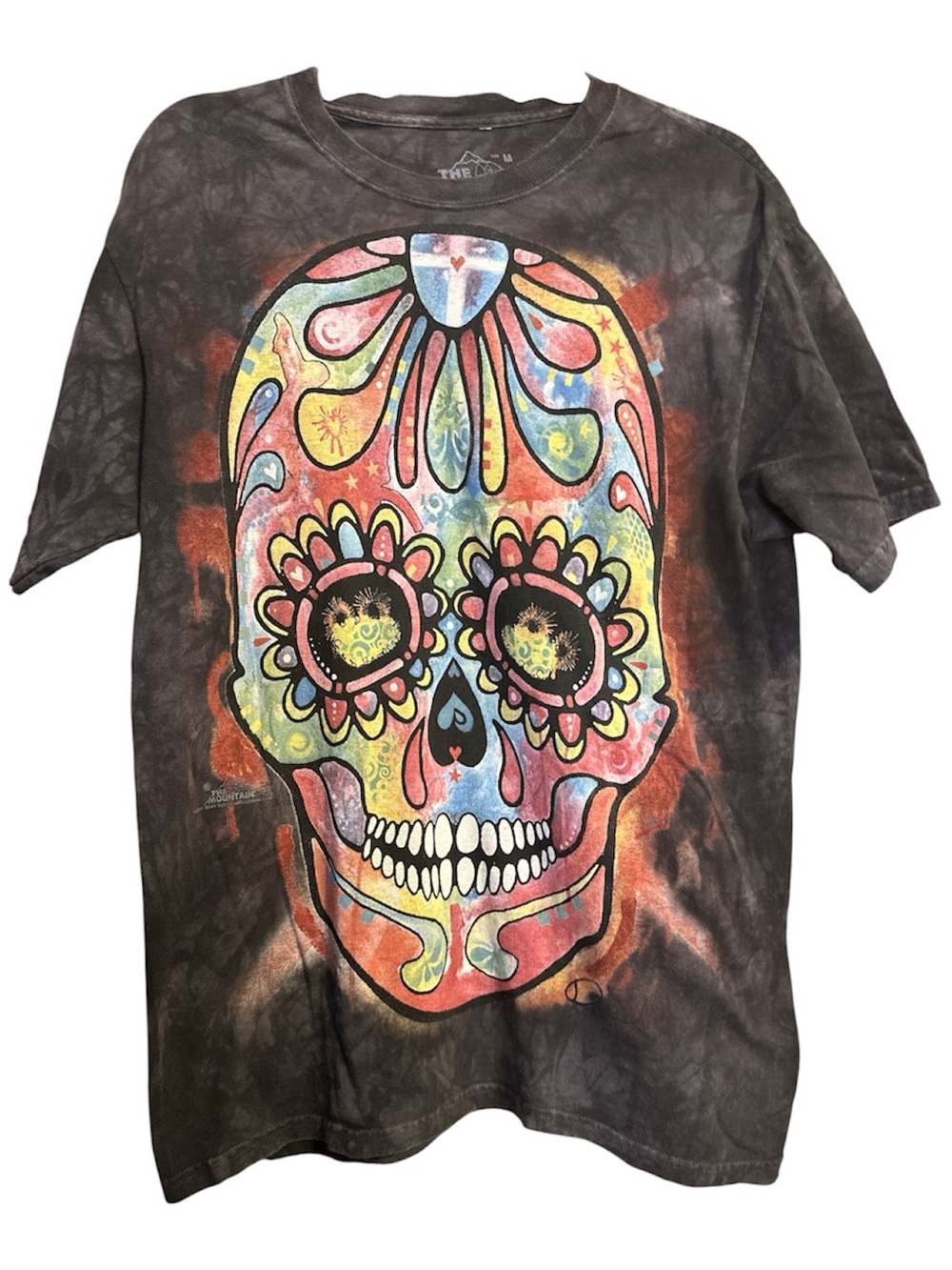 The mountain brand skull graphic T-shirt. Medium.
19” PTP 27” L
